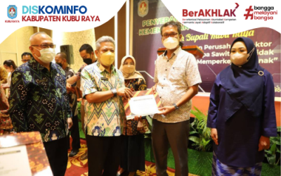 Penyerahan Sertifikat Penghargaan dari Kementerian Ketenagakerjaan Republik Indonesia